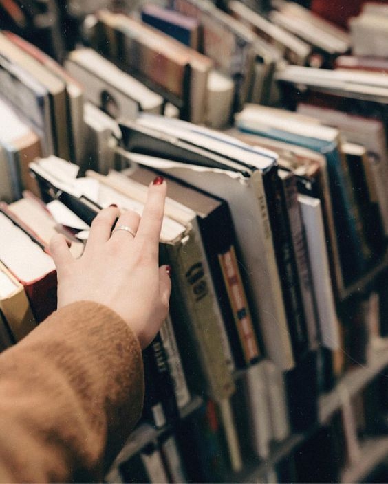 5 libri consigliati se non sai cosa leggere (o hai il blocco del lettore).